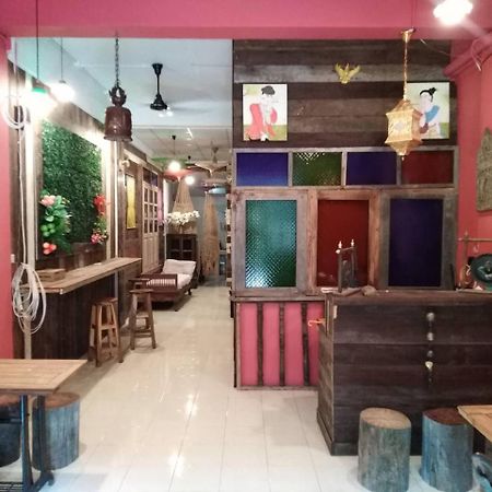 Ostello @Lanna House (Adults Only) Chiang Mai Esterno foto